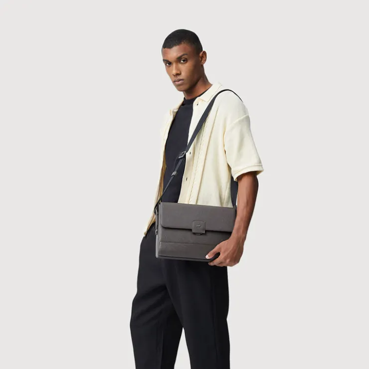 Braun Büffel Messenger Bags | Bags>BARRETT SMALL MESSENGER