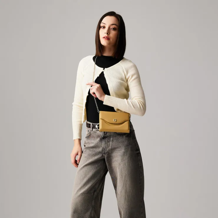 Women Braun Büffel Sling/neck Wallets | Wallets & Small Leather Goods>ELARA SLING WALLET