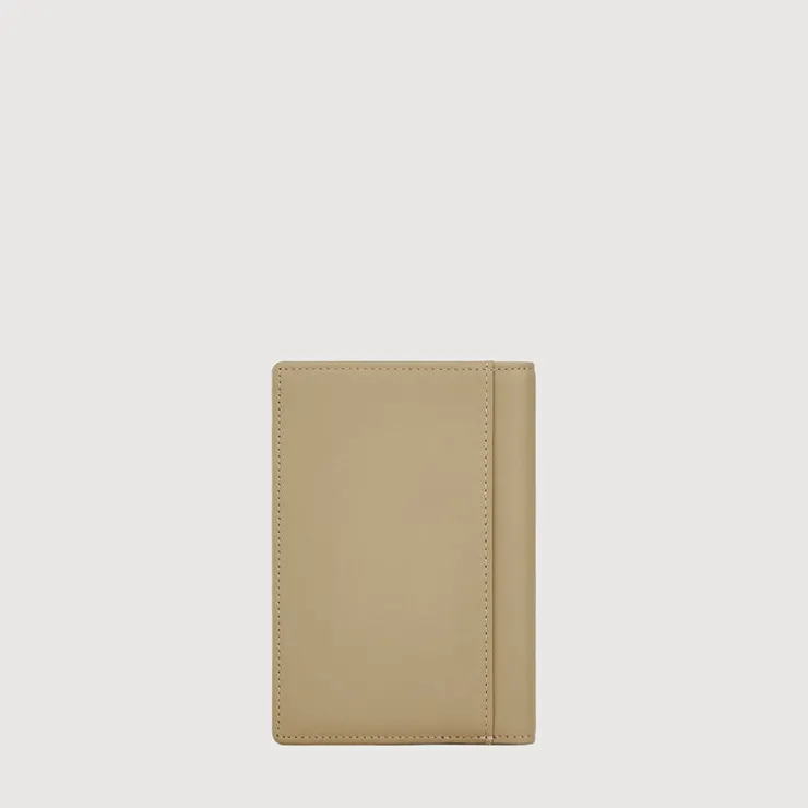 Women Braun Büffel Accessories | Travel Essentials>VERA PASSPORT HOLDER WITH NOTES COMPARTMENT
